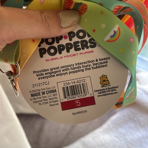 Pop poppers 👛 - Picture 3 of 3